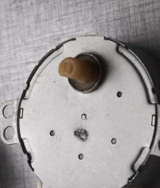 Motores síncronos microondas