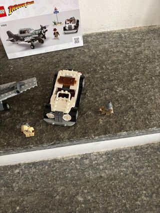 LEGO Indiana Jones 77012 Aereo e Auto