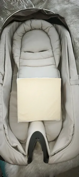 Carrito Stokke unisex con accesorios