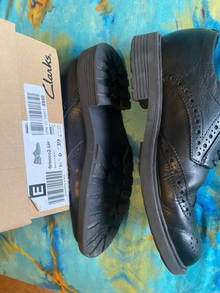 Zapatos Clark Piel Negros con Cordones