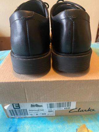 Zapatos Clark Piel Negros con Cordones