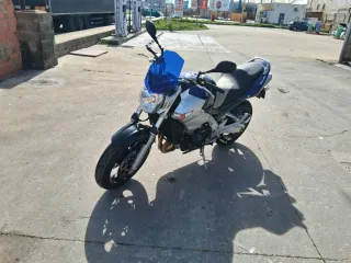 Suzuki GSR 600 Azul/Blanco 2007