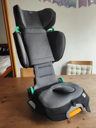 Silla coche Chicco i-size 100-150 cms