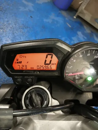 Yamaha FZ6 N S2 Negra