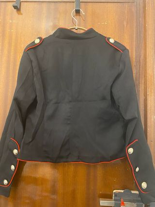 Chaqueta Napoleón Negra con Ribete Rojo dama