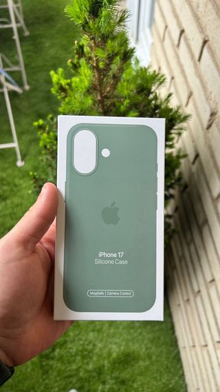 Funda iPhone 17 Silicona Verde