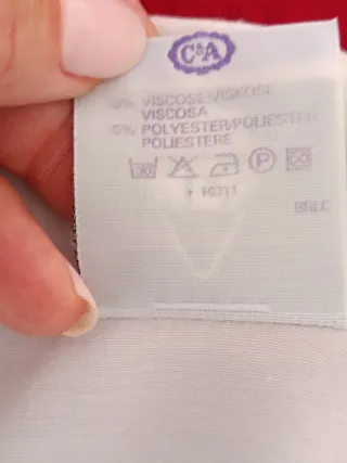 Camisa branca com botões