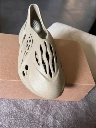 Yeezy Foam Runner Beige Talla 38