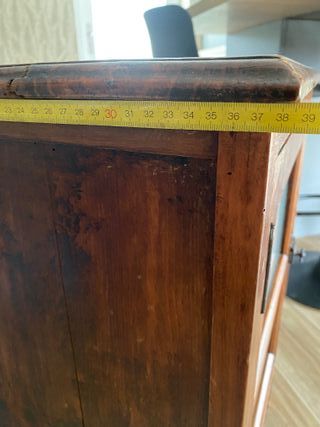 Mueble auxiliar antiguo de madera