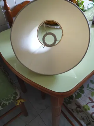 Tulipa para lámpara de mesa Monforte de Lemos está