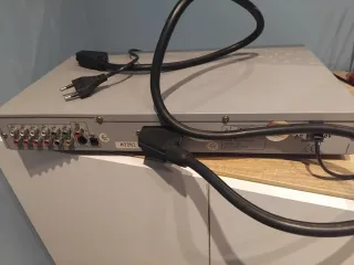 Reproductor DVD HI-TECH DVD-FS3161