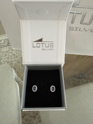 Pendientes Lotus Circonita y Plata