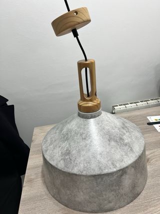 Lámpara de techo madera y metal