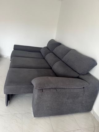 Sofá chaiselongue gris tela