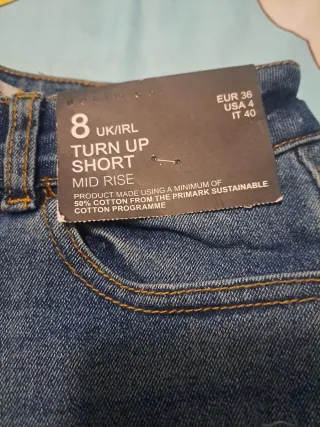 Shorts vaqueros desgastados talla S