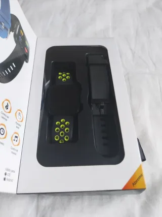 Reloj "Sport Watch Square Full Touch" INNOVA