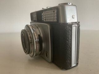 88. Cámara analógica DACORA SUPER DIGNETTE E-B.