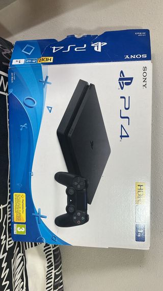 Pack PS4 + 6 Juegos + Mando Negro Lista para jugar