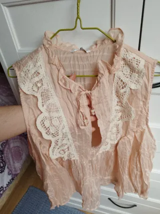 Blusa Zara combinada crochet efecto arrugado