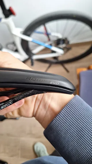 Sillín de carretera Specialized romin evo negro