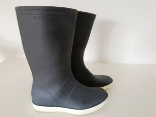Botas de agua Decathlon negras