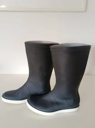 Botas de agua Decathlon negras