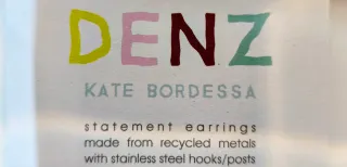 Orecchini artigianali uccello oro. Molto leggeri.