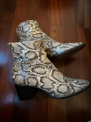 Botines Mango Animal Print Talla 38