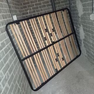 Somier 150x190 con patas
