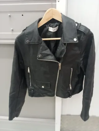 Chaqueta cuero mujer negra