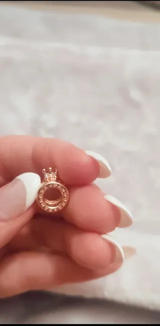 Charm dije Pandora Corona ORIGINAL y NUEVO