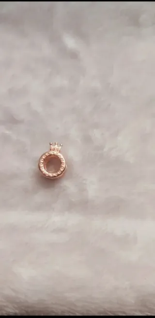 Charm dije Pandora Corona ORIGINAL y NUEVO