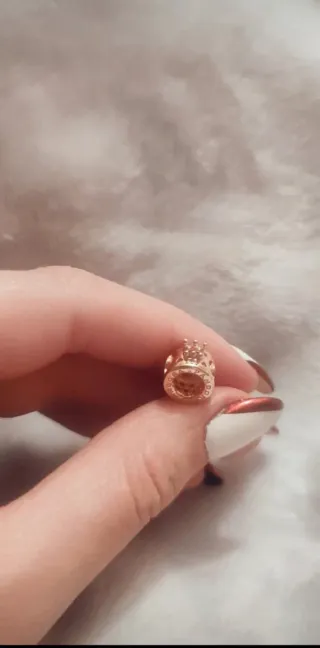 Charm dije Pandora Corona ORIGINAL y NUEVO