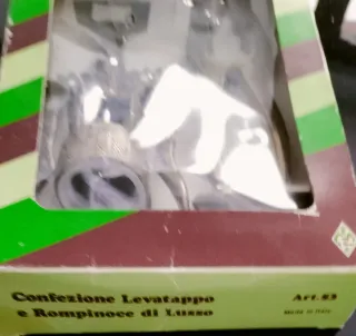 Set cavatappi e schiaccianoci ottone anni 70/80