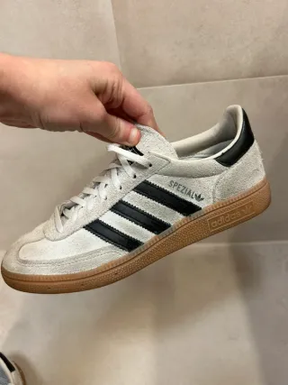 Adidas Spezial Beige/Negro