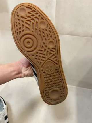 Adidas Spezial Beige/Negro