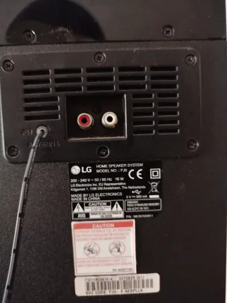 Torre de Sonido LG Negra