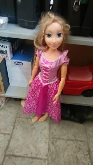 Bambola Rapunzel gigante 80 cm
