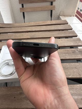 iPhone 15 128GB – Excelente estado, batería 87%