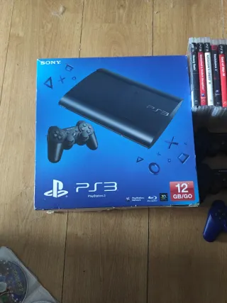 PS3 500GB + 3 Mandos + 15 Juegos