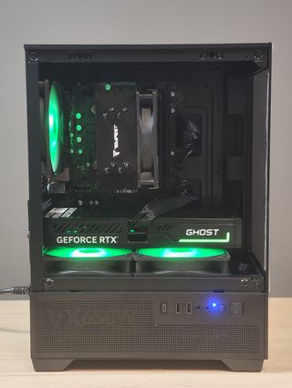 PC Gaming RTX 5060 / i5-10400F / 16GB RAM