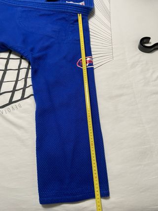 Judogi Tagoya Progres azul, 650 grs/m2.