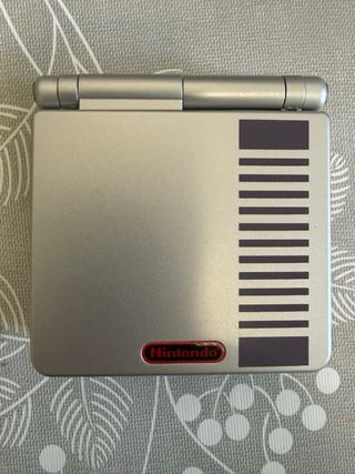 GBA SP NES+cargador+Supercard SD