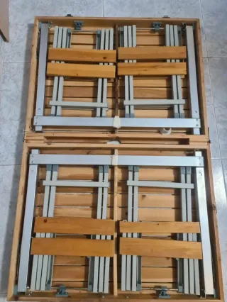 Tavolo e Sedie da Campeggio Pieghevoli in Legno