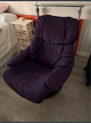 OPORTUNIDAD!!!Sillón Stressless Morado Tela
