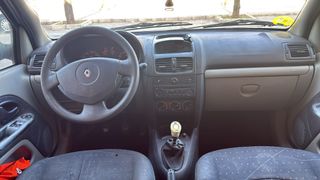 Renault Clio 2002