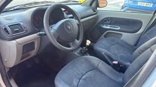Renault Clio 2002