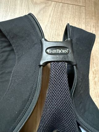 Mochila Portabebés BabyBjörn Negra