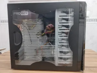 Caja PC formato ATX Thermaltake M9 negra