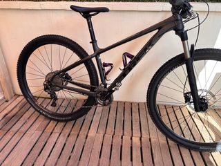 Bicicleta Trek Xcaliber 9 MTB